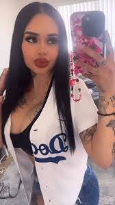 Friday Night Vibes with Me @bhadmelb Let's Have a Few 🍻 I'm here 9-Close