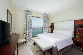 Looking for online hotel booking? 3 Bedroom Serviced Hotel Apartments For Rent In Dubai