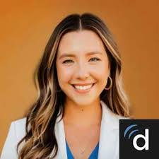 Shelby Hanson's Instagram, Twitter & Facebook