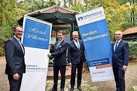 Bleeck 29 24576 bad bramstedt zur webseite. Bankenfusion Zur Zweitgrossten Genossenschaftsbank In Schleswig Holstein