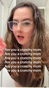 Crunchy-ish mom