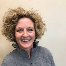 Holly Holcomb (@hollydholcomb)