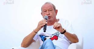Sawiris, weather investments ana şirketinin başkanı ve orascom telecom holding. Naguib Sawiris Supports His Son Onsi In The Young Film Industry Ideas Competition Eg24 News