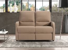 Questo piccolo divano è personalizzabile in misure, tessuti e colori. Divano Relax 2 O 3 Posti Con Meccanismo Elettrico E Presa Usb Nazionale Salotti