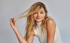 Sounds perfect wahhhh, i don't wanna. Madelyn Cline Wiki Bio Age Height Instagram Net Worth