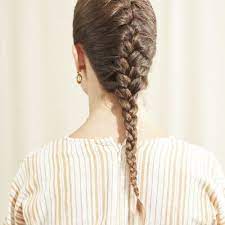Braids (also referred to as plaits) are a complex hairstyle formed by interlacing three or more strands of hair. 25 Seriously Easy Braids For Long Hair 2021 Update