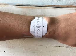 Be exact, and then put that measurement in as described above. How To Check Apple Watch Strap Size