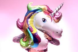 Organiser un anniversaire licorne : Decoration Licorne Un Theme D Anniversaire Trop Cute Idees De Fetes