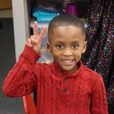 What a SWEET day to be at RA! ❤️🎉 Our elementary students celebrated  Valentine's Day with sweet treats and fun parties, all decked out with lots  of pink & red! 💕