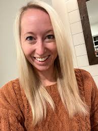 Things I've noticed about my hair since using Stare At My Hair: -My hair  feels lighter. -My fly-aways are more tamed -My hair is shiny and strong I  honestly don't notice a