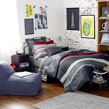 How To Move In Like A Boss Luxury Dorm Room Guy Dorm Rooms Boys Dorm Room