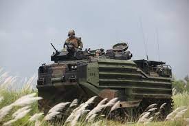 AAV7 Amphibious Assault Vehicle | Military.com