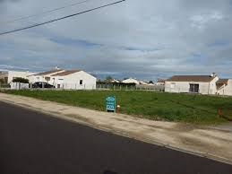 Dans Le Coeur Du Bourg Parcelle De Terrain A Ba Tir D Une Surface De 667ma Da C Couvrez Le Au Plus Vite Immobilier Bord De Mer Immobilier A Vendre