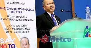 Mohd zabri yusoff, timbalan ketua setiausaha (dasar), kementerian pengajian tinggi.pic.twitter.com/dokp420u8k. Dr Mohd Gazali Dilantik Ksu Kementerian Pendidikan