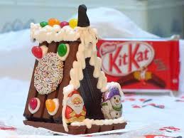 kitkat hauser ohne backen lebkuchenhaus hexenhaus aus kitkat waffeln fur weihnachten backen weihnachten kinder lebkuchenhaus phantasie desserts