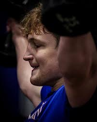 It's not about the weight, it's about the fight. 💥 📸 @jeffreywjonesphotos