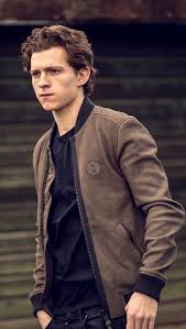 Far from home is a 2019 superhero film based on the marvel comics superhero of the same name. Pin By Fallyn On Spooderman Tom Holland Holland Tom Holland Spiderman