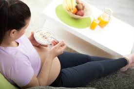 Aku adalah seorang eksekutif muda yang baru diangkat menjadi manajer di sebuah perusahaan swasta di surabaya. Tambahkan Berat Badan Secara Sihat Ketika Hamil Positive Parenting