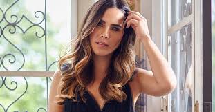 Ouça em sua plataforma de streaming favorita. Wanessa Camargo Faz Transmissao Ao Vivo Em Maio Saiba Mais Poltrona Vip