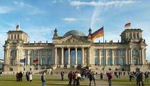Platz der republik 1 11011 berlin deutschland. Reichstag Berlin Reichstag Fuhrungen Reichstag Besichtigung Reichstagsfuhrung Reichstag Ohne Schlange Stehen Wartezeit Anstehen Schlange Warteschlange Reichstag Ohne Warten Reichstag Direkt Fuhrungen Reichstagsbesuch Reichstagsbesichtigungen Berlin