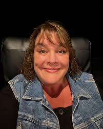 Love a good family movie day! 🎥🍿🎬 Today's choice- How To Train Your  Dragon 🐉 Have you seen anything good lately?