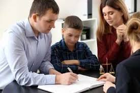 What Is a Family Lawyer? Roles, Duties & Cases