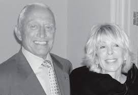 Battle over Grossman estate intensifies