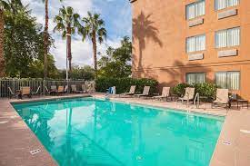 Placed only a short driving distance from maryvale baseball park, red roof plus+ phoenix west hotel offers amenities, such as entertainment activities, a community pool and an outdoor pool. Red Roof Inn Plus Phoenix West Phoenix Updated 2021 Prices