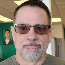 I guess this is kinda related to this group now I've started to cut? 2011  BMW E91 cut apart to be converted into a two door touring using E92 coupe  M3 rear