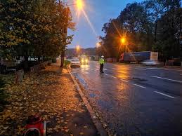 Directia de sanatate publica este un serviciu public deconcentrat, cu personalitate juridica, subordonata ministerului sanatatii, care realizeaza politicile si programele nationale de sanatate, elaboreaza programe locale, organizeaza structurile sanitare. Ilfov Carantina In Orasul Bragadiru Si In Comuna Chiajna PrelungitÄƒ Cu 7 Zile Hotnews Mobile