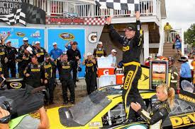 A year after racing to his first career nascar cup victory at the glen, elliott won a second time in the no. 9gjk3ubnaxgssm