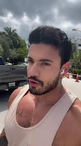 menos mal estoy soltero