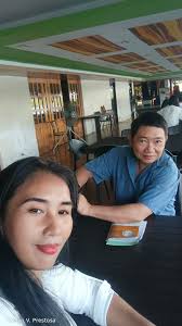 After Students Orientation meeting😍 foodtrip with my Mentor and my advisor  Sir Elvin Saingan so much appreciated sa treat sir😍🥰😍 Meeting for new  Vouchers coming soon😍🥰