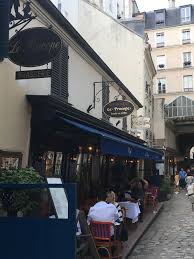 Le Procope 13 Rue De L Ancienne Comedie Paris 6 Paris Rue Cafe De Paris