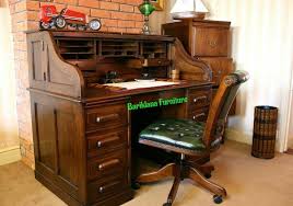 Meja dinding yang bisa dilipat ini praktis , dan hemat tempat.saat tidak digunakan meja bisa dilipat , begitu juga sebaliknya.kamu bisa pakai untuk meja. Jual Meja Kantor Kayu Jati Model Klasik Bariklana Furniture