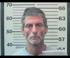 Dewayne Knapp's Instagram, Twitter & Facebook