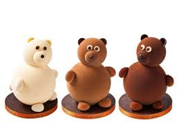 Guide De Noel Notre Selection D Idees Cadeaux Pour Les Fetes Madame Figaro Chocolat Chocolat Paques Pieces En Chocolat