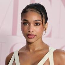 Chrissy Teigen's Workout Of Choice Features This Buzzy Fitness Technology