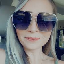 Melinda Tam (@tam_melinda)