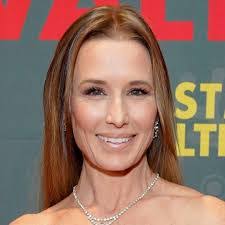 Abby Walters's Instagram, Twitter & Facebook