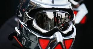 Mclaren F1 Pit Crew Helmet Helmet Strange History Inventions