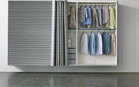 In commercio è possibile infatti trovare modelli di guardaroba che raggiungono spessori pari ai 40 cm, utili per soddisfare esigenze di spazio particolari. Armadi Lo Stile Organizza Lo Spazio Cose Di Casa
