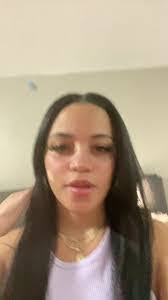 Sandra Benitez's Instagram, Twitter & Facebook