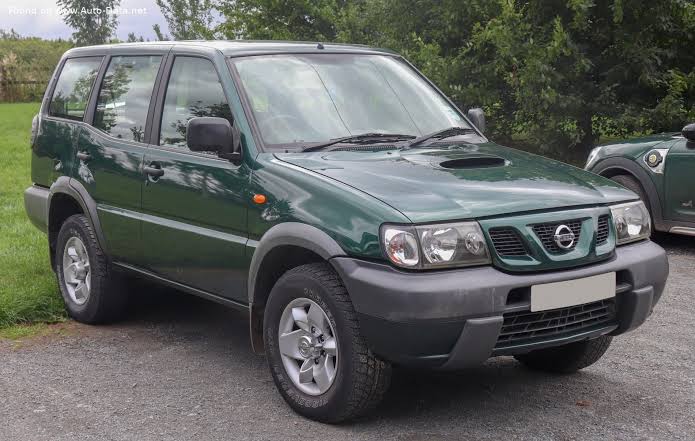 Nissan Terrano II (R20) | Ficha técnica, Consumo, Medidas