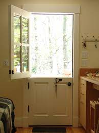 A couple of weeks ago i shared our new front door and have gotten some questions about bugs… of course, the whole purpose of having a dutch door is to be able to keep the top open on cooler days. Dutch Doors Double Duty Entryways
