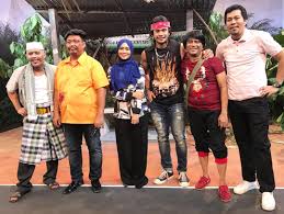 Sepahtu reunion live 2019 ameyra rusli dan aaron aziz. Video Ini Haram Ni Syaitan Punya Kerja Respon Ayah Norman Hakim Bila Nampak Tatoo Di Lengannya