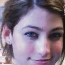 Lara Burns's Instagram, Twitter & Facebook