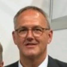 𝗦𝘂𝗰𝗰𝗲𝘀𝘀 𝗮𝘁 𝗜𝗟𝗞: 𝗛𝗮𝗯𝗶𝗹𝗶𝘁𝗮𝘁𝗶𝗼𝗻 𝗳𝗼𝗿 𝗗𝗿.-𝗜𝗻𝗴.  𝗵𝗮𝗯𝗶𝗹. 𝗥𝗼𝗯𝗲𝗿𝘁 𝗞𝘂𝗽𝗳𝗲𝗿 With the successful completion of his  habilitation at the TU Dresden, our colleague…