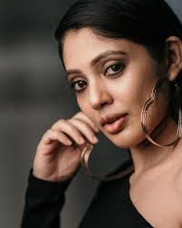 Veena Nandakumar Actress photos,images,pics and stills - 19972  0 -  indiglamour.com