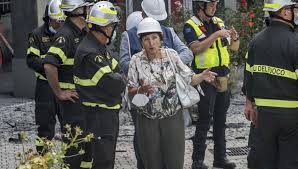 Authorities reported that the fire destroyed many parts of the building almost completely, and the italian police and fire service established a perimeter to ensure that a safe distance is. Cqda5 Bpiytbom
